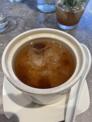 Yinger hot dessert  at elemen 元素 - Millenia Walk in Central Singapore