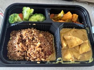 Shanghai fried rice. Remb to request no eggs for the fried rice  at elemen 元素 - Millenia Walk in Central Singapore