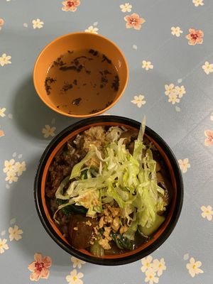 Taiwanese braised pork rice 台式卤肉饭 $5 at Xiu Yuan Vegetarian Eating House in Central Singapore