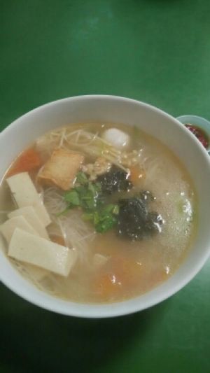 bitter gourd bee hoon soup at Xiu Yuan Vegetarian Eating House in Central Singapore