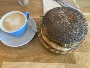   at ÖST café in Besancon