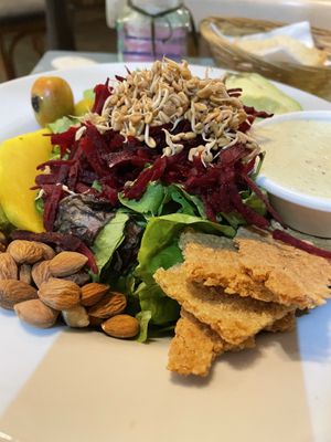 Viva Munay Ensalada  at Casa Munay in Buenos Aires