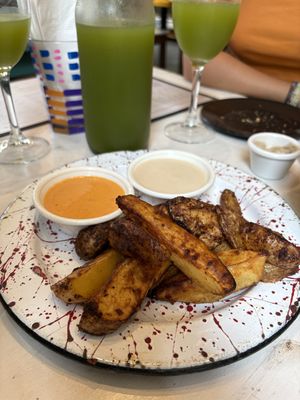 Papas rústicas  at Casa Munay in Buenos Aires