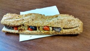 Another sandwich with vegetable pâté and tofu at Snack Vegan in Toulouse
