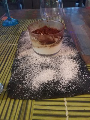 Tiramisu at Cavoli Nostri in Naples
