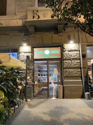   at Cavoli Nostri in Naples