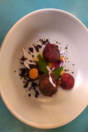 Peperoni ripieni at Cavoli Nostri in Naples