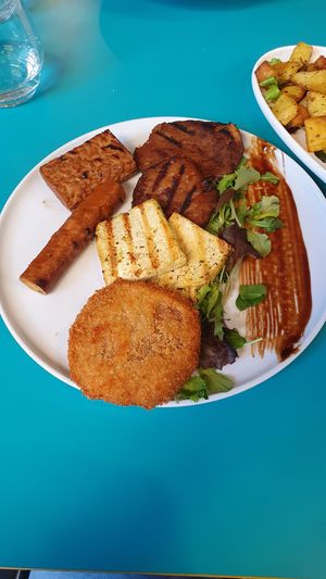  at Cavoli Nostri in Naples