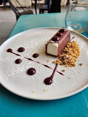  at Cavoli Nostri in Naples