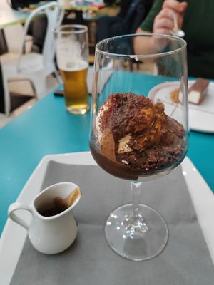Tiramisu at Cavoli Nostri in Naples