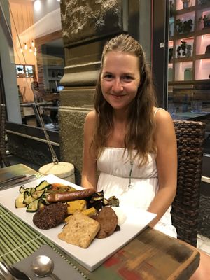Mixed grill plate at Cavoli Nostri in Naples