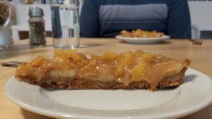 Dessert aux ananas at Le Soixante 5 in Levis