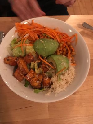 Buddha bowl  at Le Soixante 5 in Levis