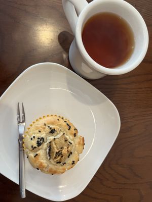 My choice of drink was herbal tea. My dessert choice was sweet potato muffin.   at Los Angeles in Kanazawa in Kanazawa