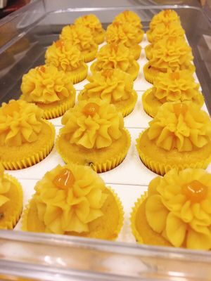 pineapple cupcakes at Green Bakery in Taipei