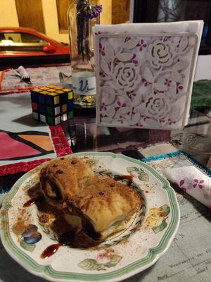 Cinnamon rolls at The V Factor in Lanzarote