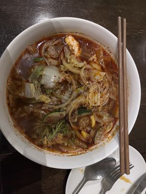 Spicy ramen (5 ⭐️ )  at Herban Fix Vegan Kitchen in Atlanta