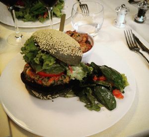 'Green Burger' - 100% Vegan burger with a spiruline buns
 at La Table des Roy in Nantes