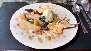 'Promenade hivernale': Variations on winter fruits, fresh, dried and marinated, spiced pear syrup, olive oil sorbet
 at La Table des Roy in Nantes