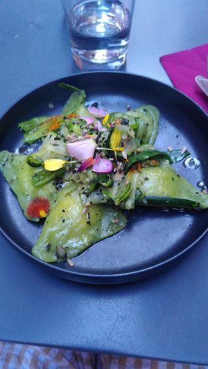 I had a really nice diner here. I was just by myself and it's a perfect place to relax and eat great food. This pasta with maccademia filling was the bomb 👌 at Botanica Lab in Bologna
