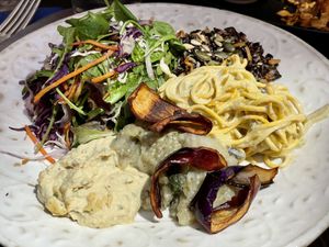 Buddha Bowl  at Botanica Lab in Bologna