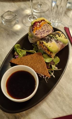 Spring Rolls at Botanica Lab in Bologna