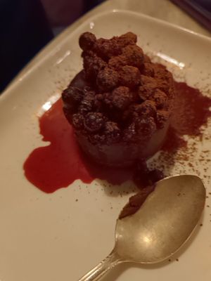 Chocolate cheesecake at Botanica Lab in Bologna