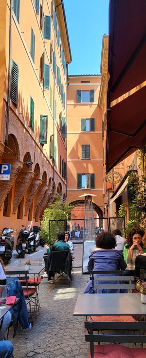  at Botanica Lab in Bologna