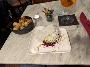 Nuvolo and patate at Botanica Lab in Bologna