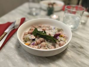Gnocchetti lilla con crema di anacardi e carciofi  at Botanica Lab in Bologna