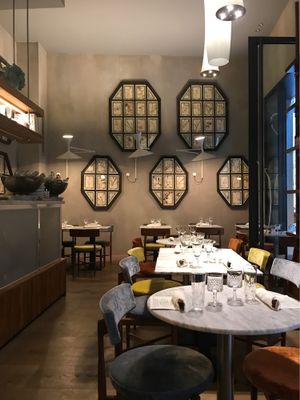 dining room at Botanica Lab in Bologna