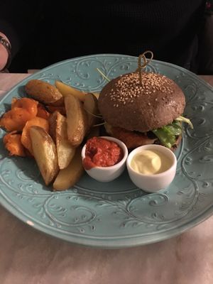 Tasteless Quinoa burger  at Botanica Lab in Bologna