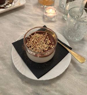 Tiramisu at Botanica Lab in Bologna