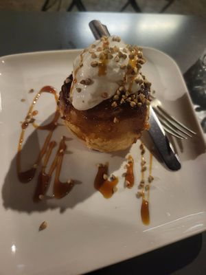 Tarte tatin at Botanica Lab in Bologna