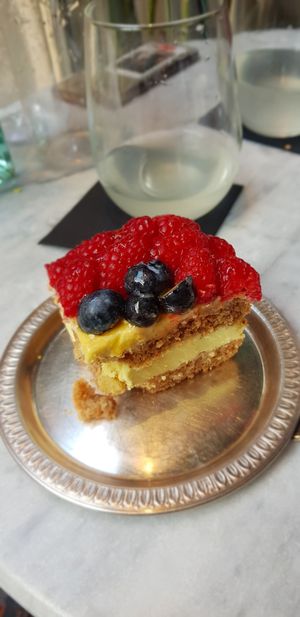 Cashew cream raspberry cake at Botanica Lab in Bologna