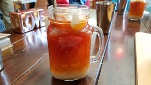 Vegan Thai Iced Tea at The Red Dot Vegetarian Kitchen in Frazier Park