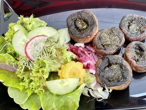 Pesto-Champignons  at Traube in Ottikon Bei Gossau