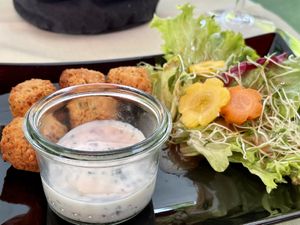 Falafel mit Dip at Traube in Ottikon Bei Gossau