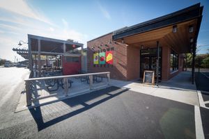 Outside seating and plenty of close parking at Midtown Market in Paducah