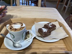 Cappuccino met amandelmelk at Veritas - Via Laietana in Barcelona