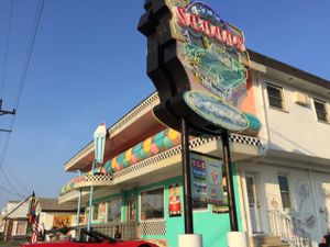 exterior at Cool Scoops in North Wildwood