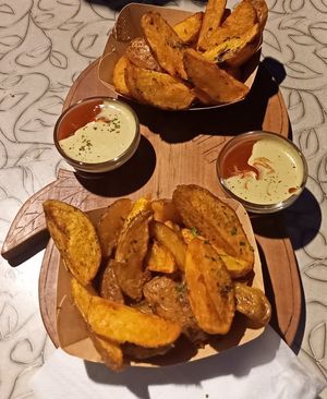 potato wedges at Public Bar & Vegan Kitchen in Bled