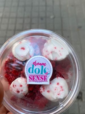 a little desert thing❤️ at THELIVINGFOOD in Barcelona