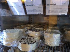 Artisan cheeses at THELIVINGFOOD in Barcelona