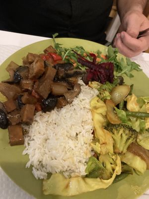 Platô de seitan   at Pausa Util in Braga