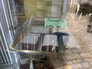 Vegan baked goods at Gelateria Italia in Rovinj