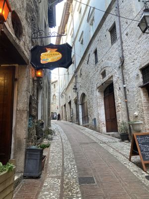 Locale   at Taverna dello Spagna  in Spoleto