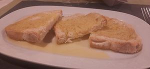 Bruschetta all'olio umbro at Taverna dello Spagna  in Spoleto