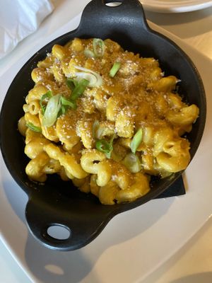 Vegan Mac and Cheese at Forage in Lakewood