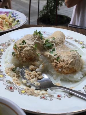 Vegetarian Bazhe at Kafe Leila in Tbilisi